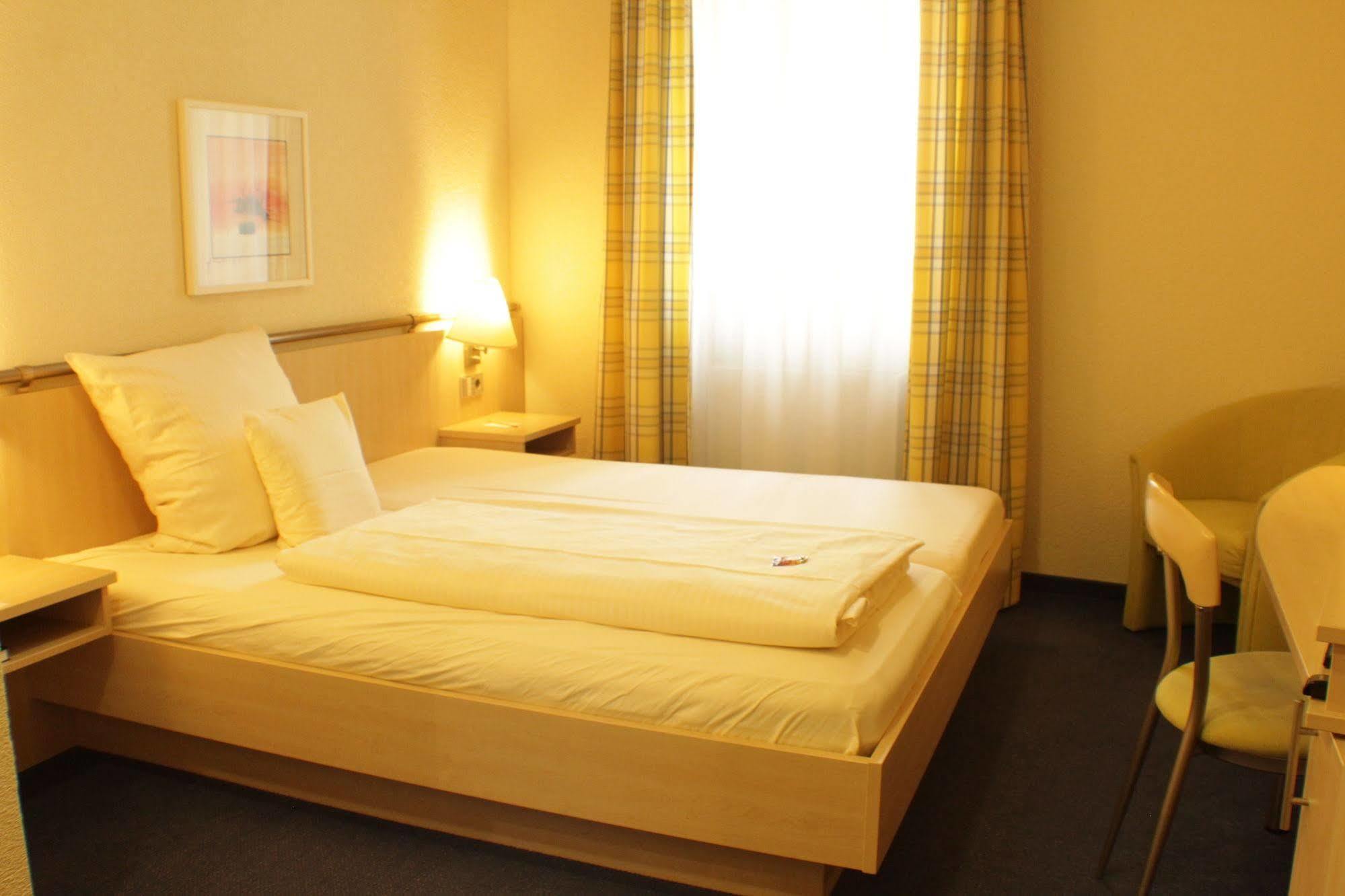 Living & Serviced Apartments By Blauer Wolf Gunzenhausen Kültér fotó